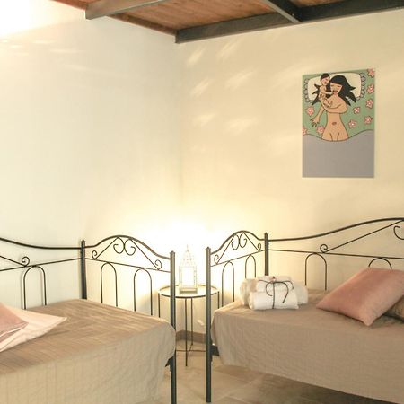 Li Suluri Bed & Breakfast Lecce Exterior photo