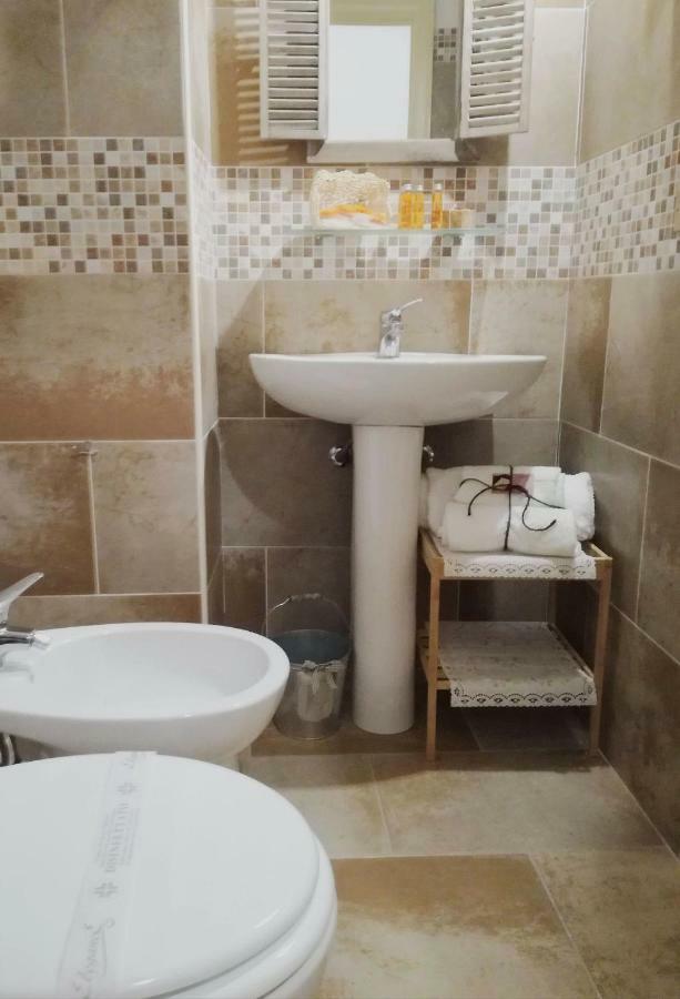 Li Suluri Bed & Breakfast Lecce Exterior photo